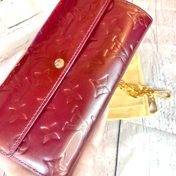 Louis Vuitton Bordeaux color vernis Sarah wallet crossbody - Picture 5 of 16